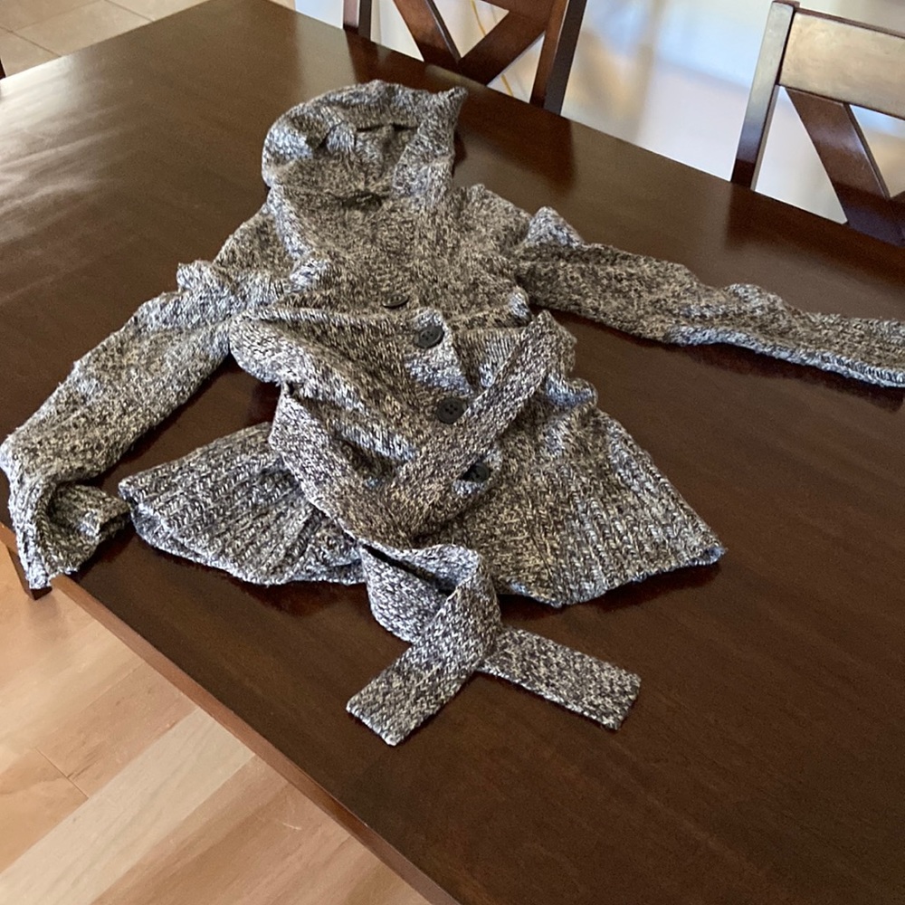 Express Sweater - Picture 1 of 1